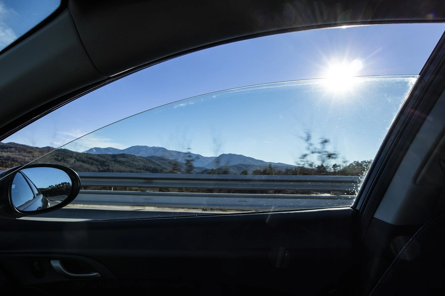 Signs Your Vehicle Needs A Window Regulator Replacement in Detroit, MI Signs Your Vehicle Needs A Window Regulator Replacement in Detroit, MI